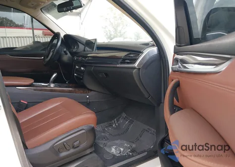 2015 BMW X5 Sdrive35I z USA, uszkodzony, nr VIN 5UXKR2C5XF0H37248